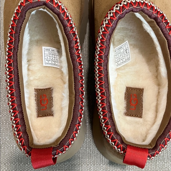 NEW UGG® Tazz Suede Platform Slipper Clogs Chestnut Size 8 - Picture 12 of 14